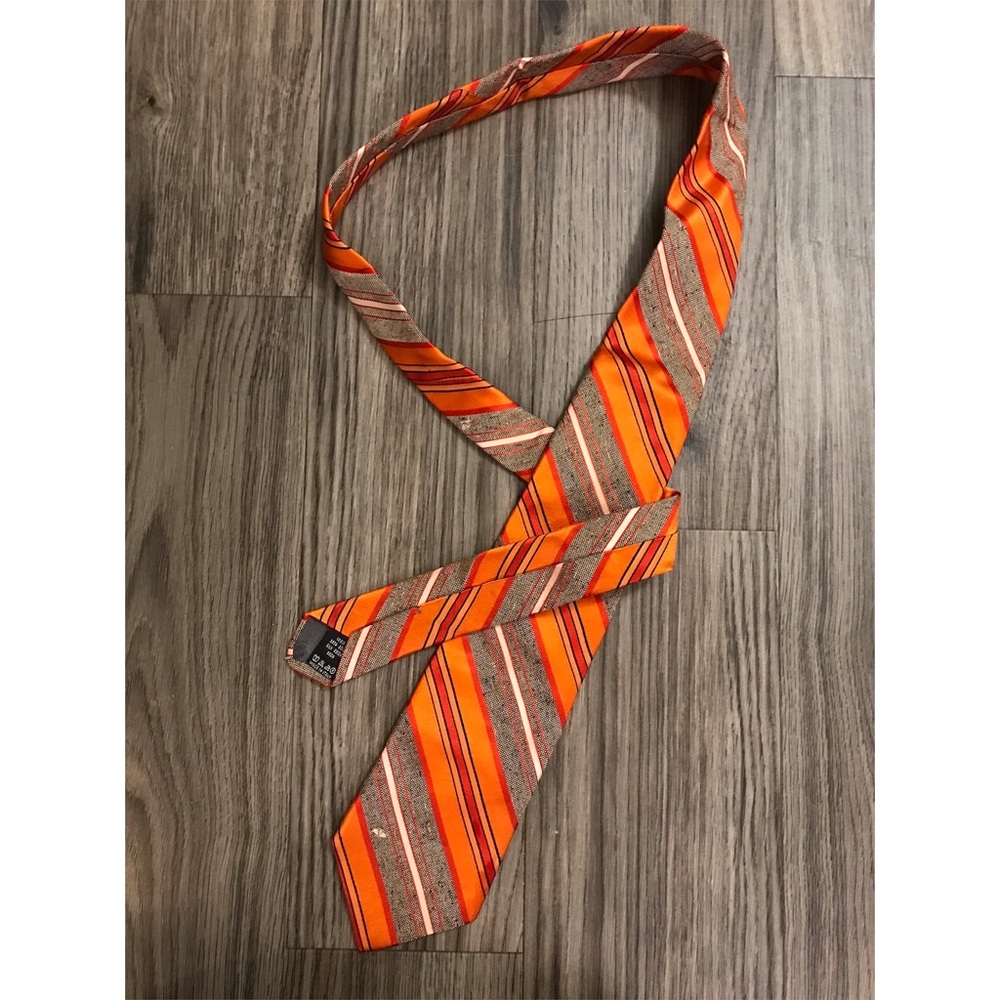 VALENTINO Neck Tie *RARE* *VINTAGE* - Picture 1 of 5